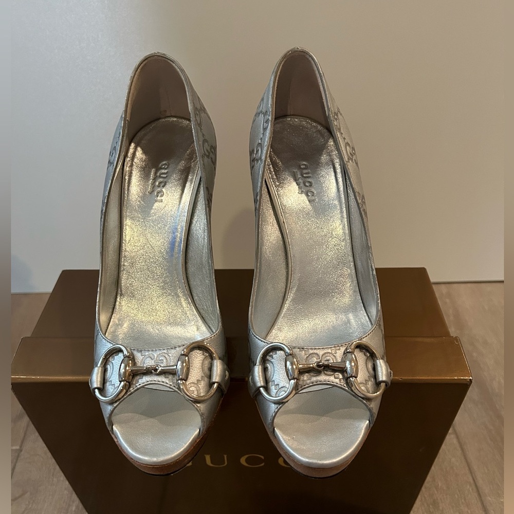 Gucci metallic silver platform shoes
